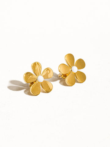 Bree Non-Tarnish Daisy Stud