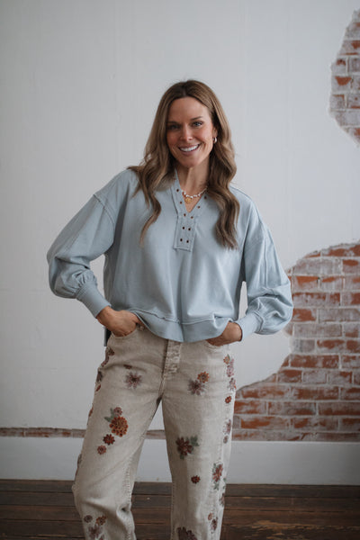 Mae Relaxed Pullover Sweatshirt | Chambray