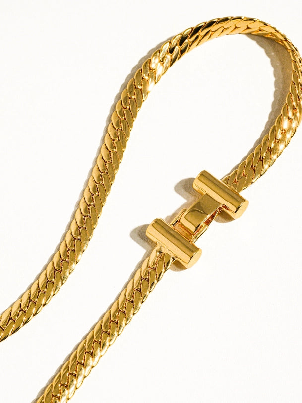 Savannah Non-Tarnish T-Clasp Chain Necklace