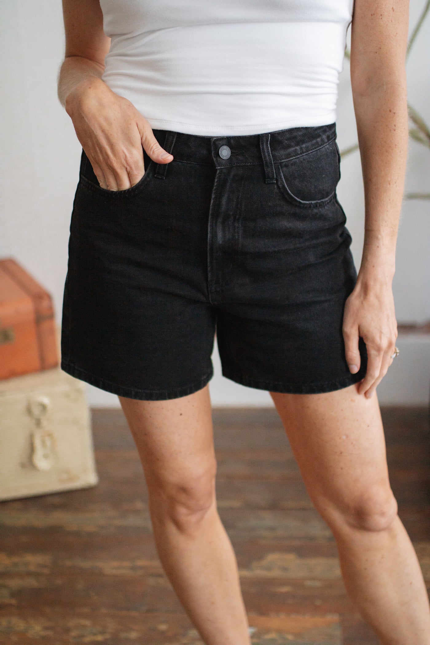 Vervet | Super High Rise Mom Shorts