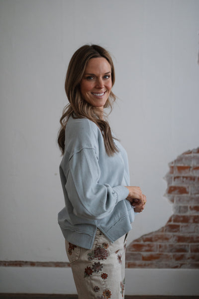 Mae Relaxed Pullover Sweatshirt | Chambray