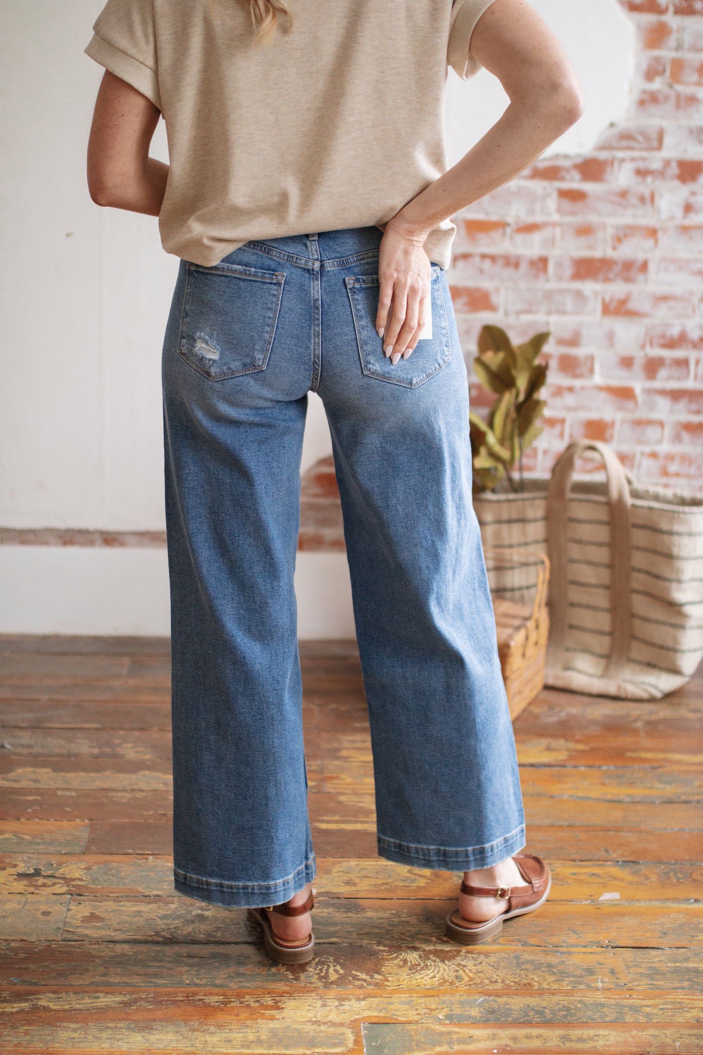 Vervet Medium Wash Wide Leg Jeans