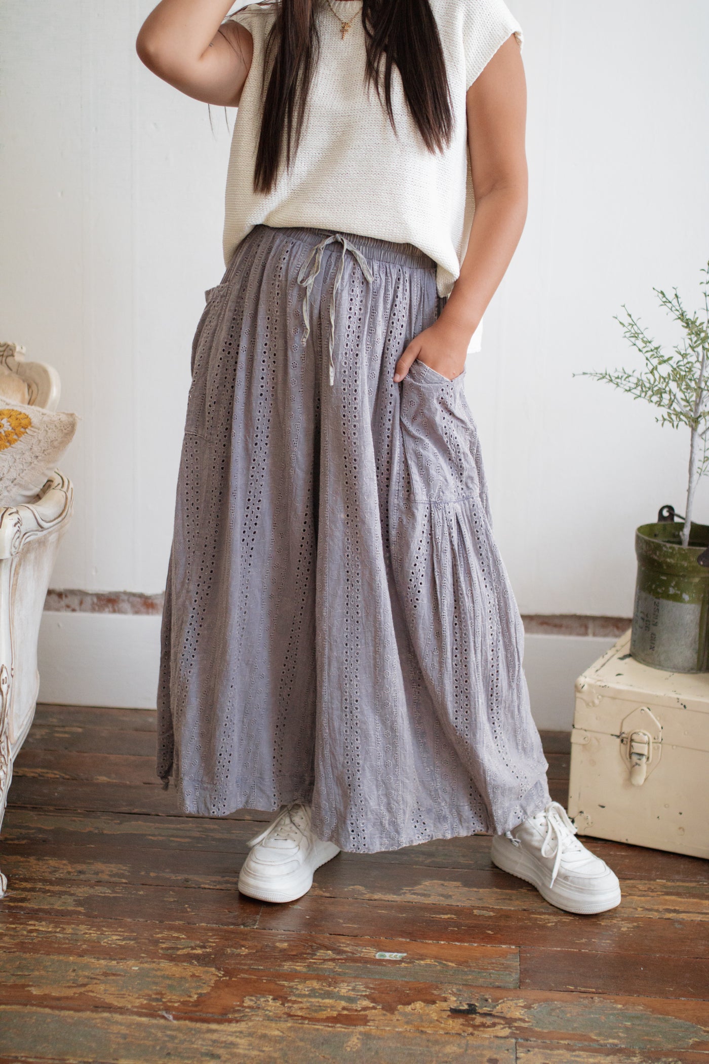 Liv Embroidered Wide Leg Pants