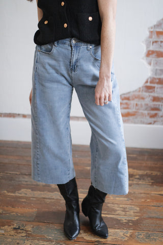 Janie Cropped Denim Pants