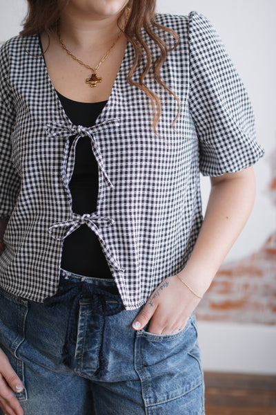 Loralie Gingham Tie Top | Black