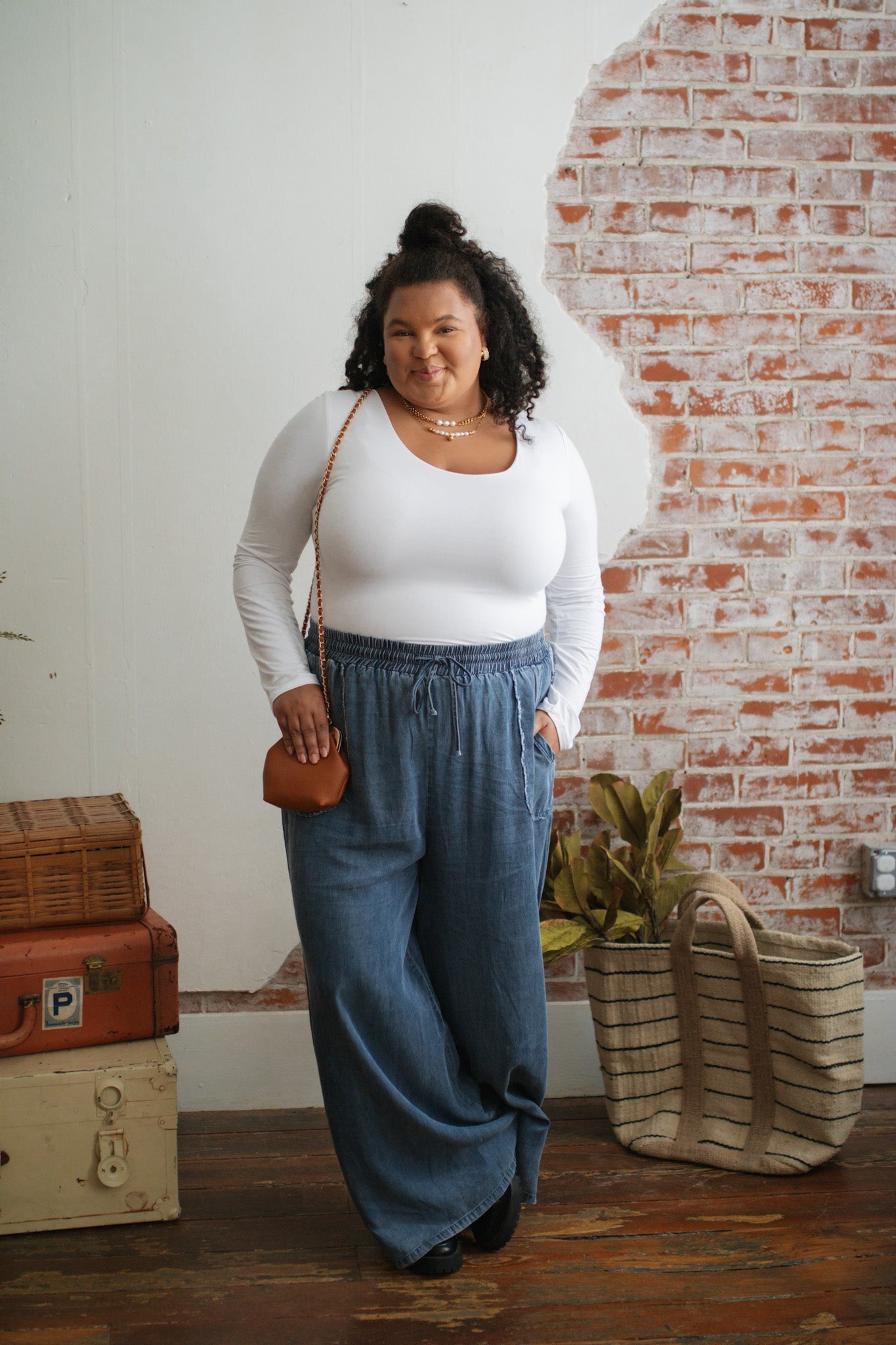 Lyns Wide Leg Drawstring Pants