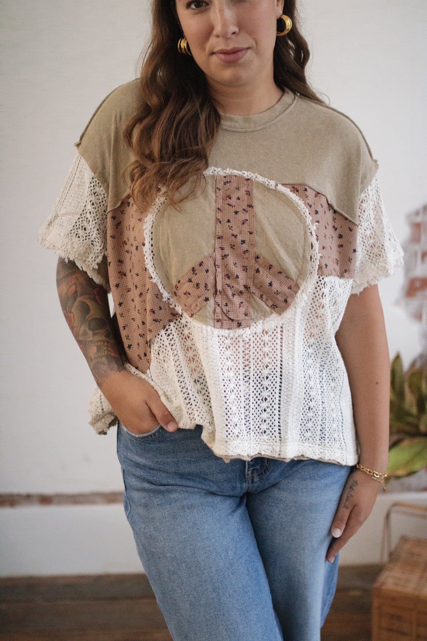 Daisy Vintage Peace Shirt