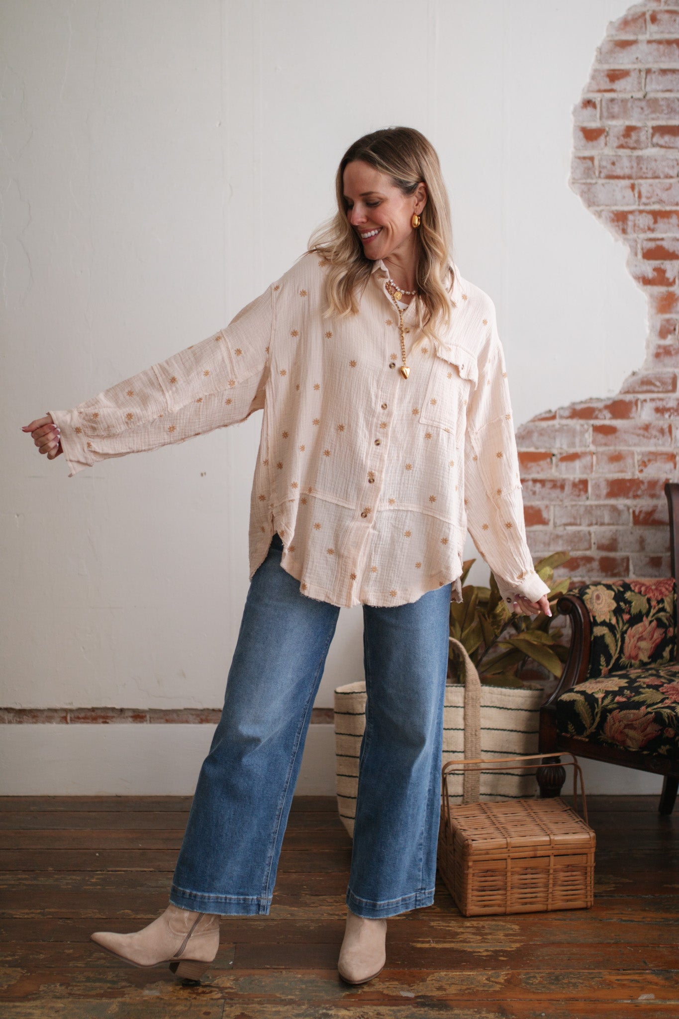 Raylyn Floral Embroidered Button Down Top