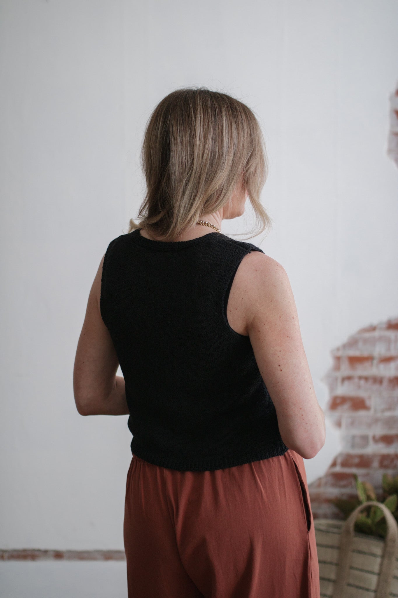 Zada Soft Knit Cropped Vest | Black