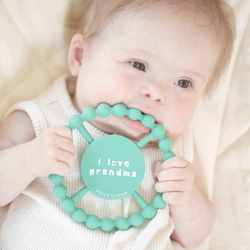 Happy Teether | I Love Grandma