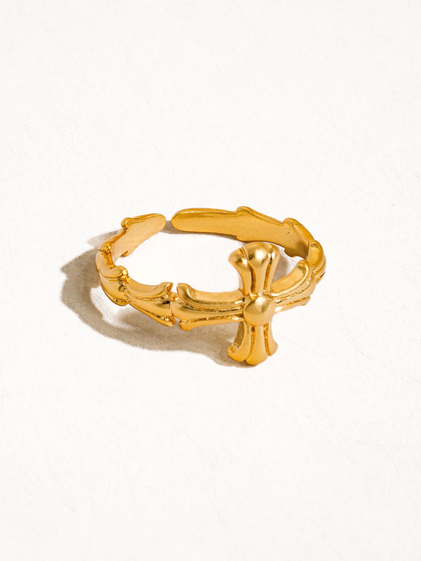 Ruth 18K Vintage Adjustable Cross Ring